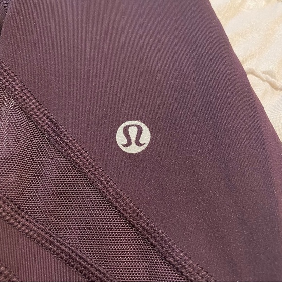Lululemon Motionful 7/8 Tight Leggings 26" Black Cherry Purple Mesh 2 W5ARQS - Picture 8 of 12